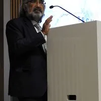 Nanotechnology Crossing borders 1